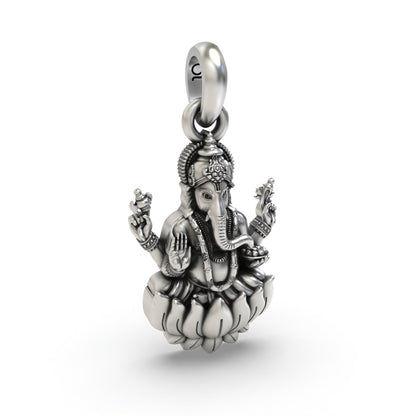 925 silver Ganesha pendant for devotional wear,